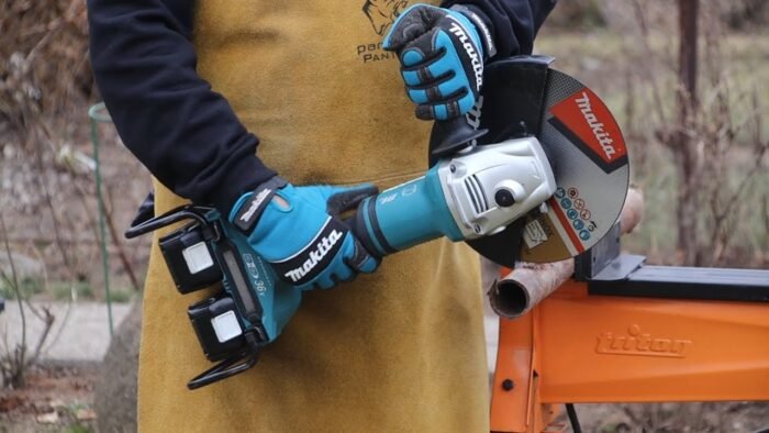 DGA900MakitaCordlessAngleGrinderBrushless My Store